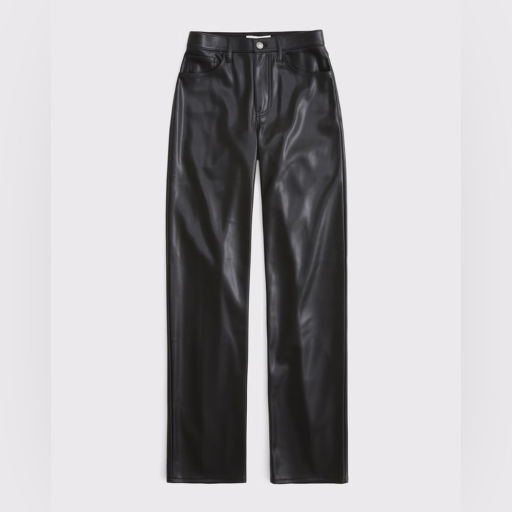 Abercrombie & Fitch Curve Love High Rise 90s Relaxed Vegan Leather Pant size 29 - Picture 2 of 6